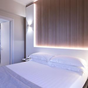 Camera standard con letto king size